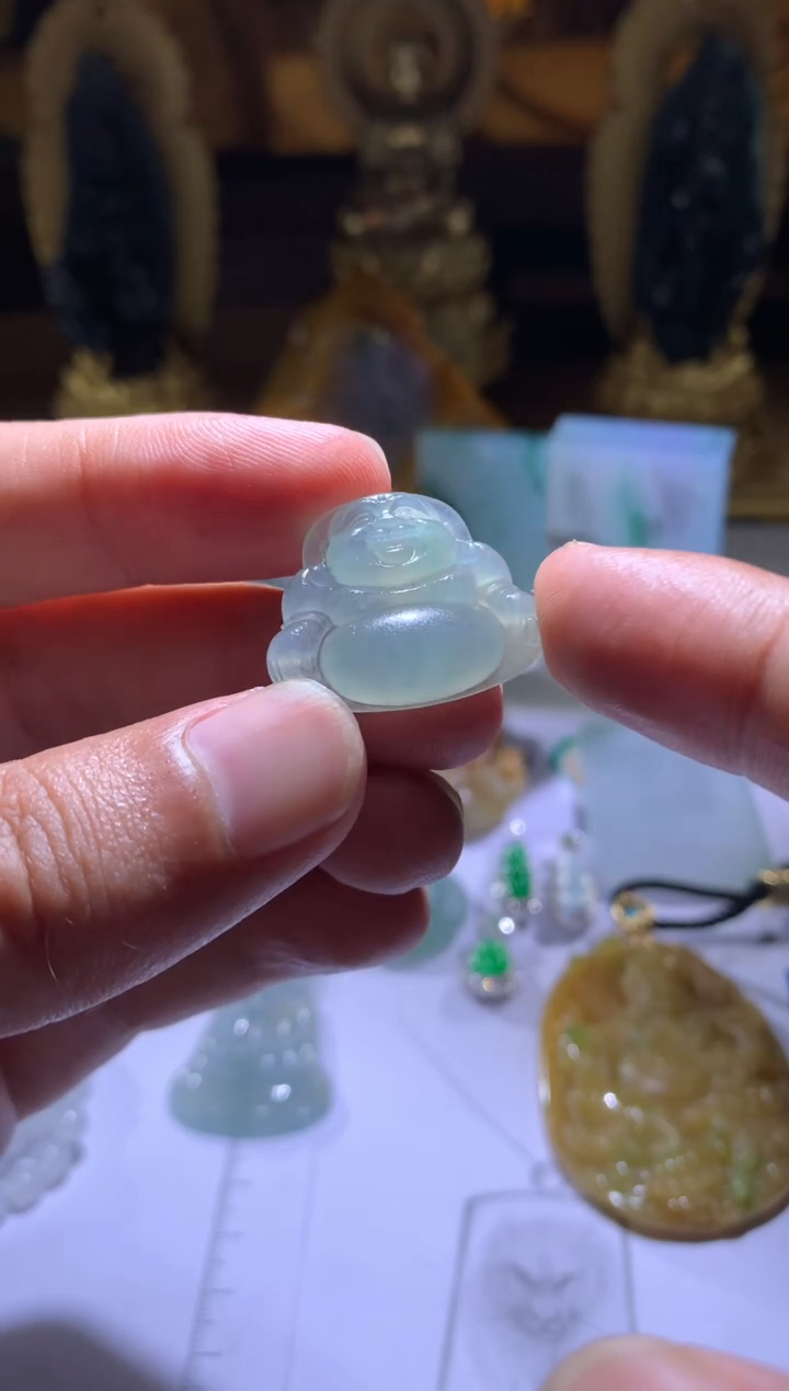 【闪购商品】定制翡翠未镶嵌佛公