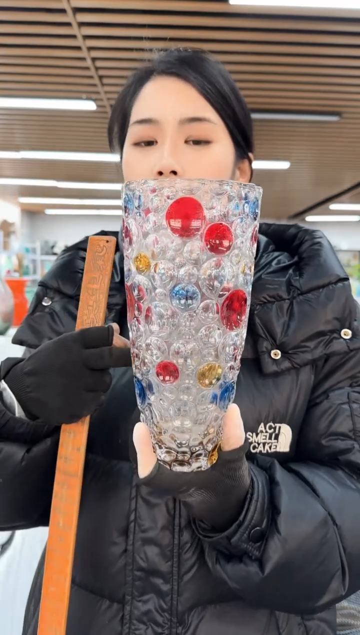 【闪购商品】花瓶10*25.........