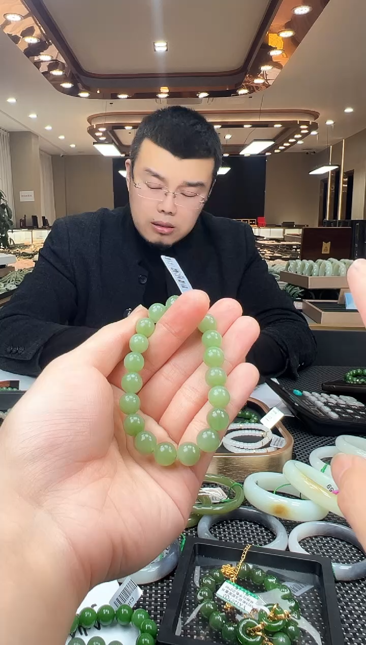 【闪购商品】和田玉手串未镶嵌一条 多样性发1