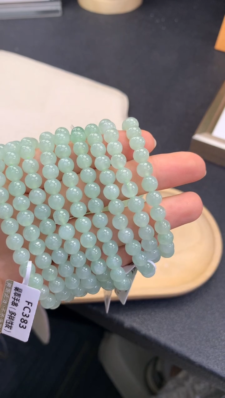 【闪购商品】翡翠手串未镶嵌FC383 翡翠手串 多样性发其一