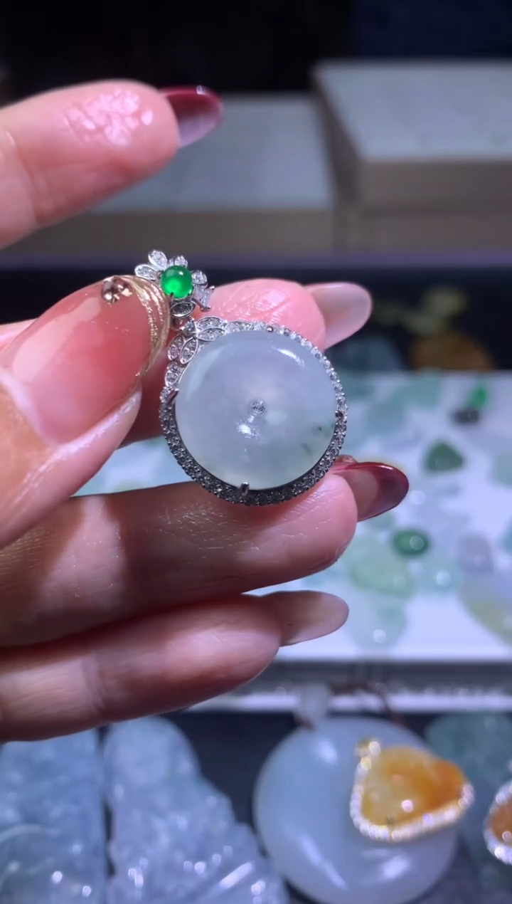 【闪购商品】翡翠颈饰银S925镶嵌净货