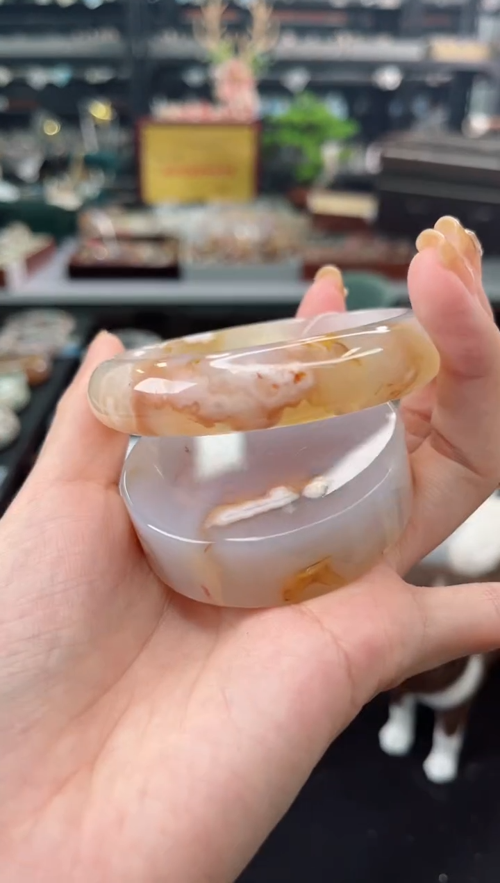 【闪购商品】石英质玉手镯未镶嵌57圈口（赠品镯心）3572311