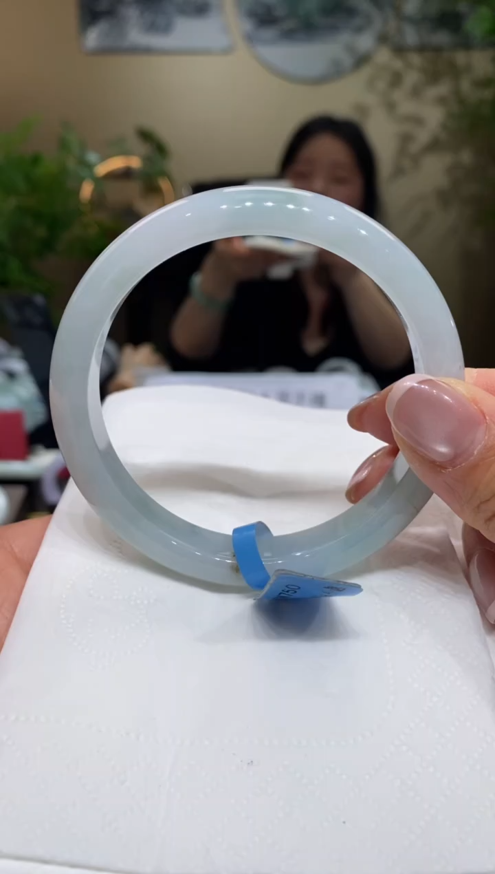 【闪购商品】翡翠手镯未镶嵌翡翠