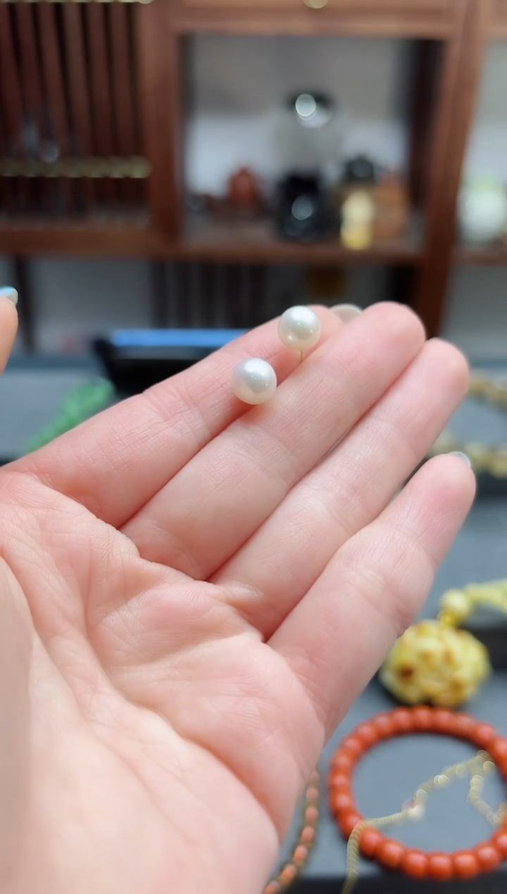 【闪购商品】淡水珍珠耳钉18K金镶嵌18k金珍珠耳钉*2 GW