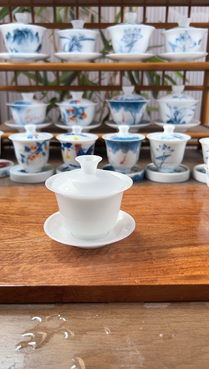 全品高冰纯白三才小马蹄盖碗