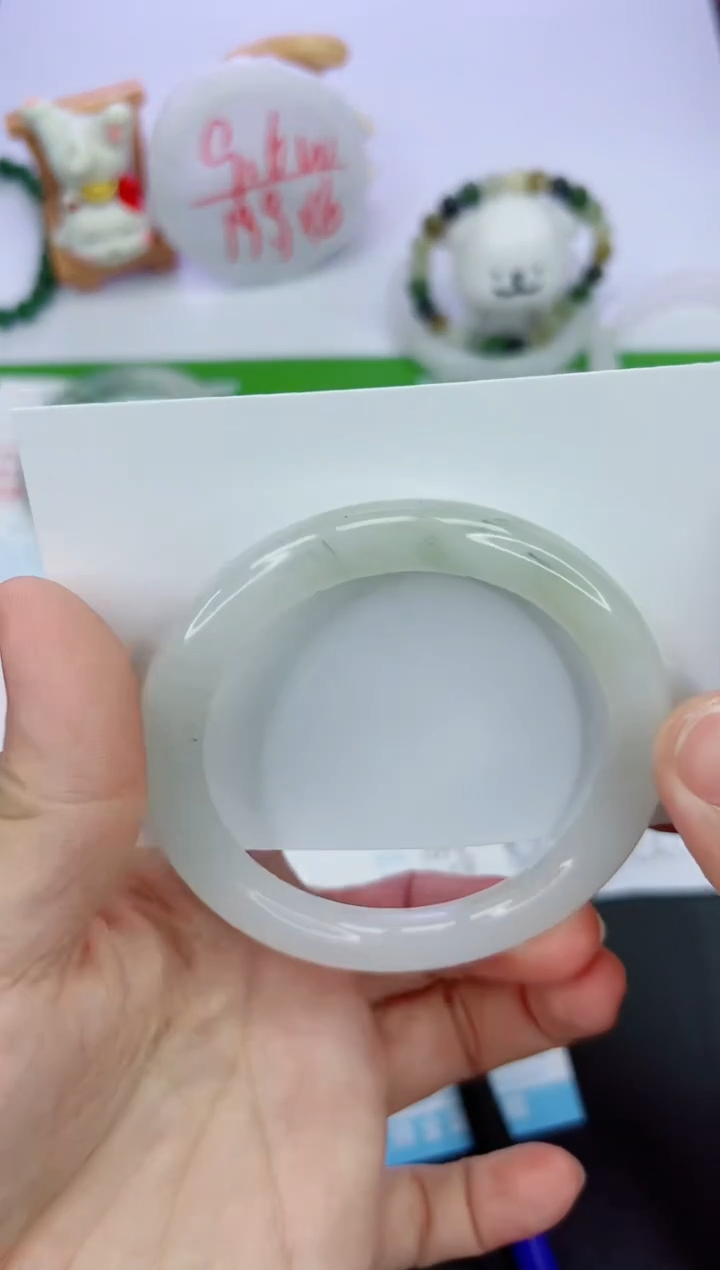 【闪购商品】石英质玉手镯未镶嵌1036-56.9