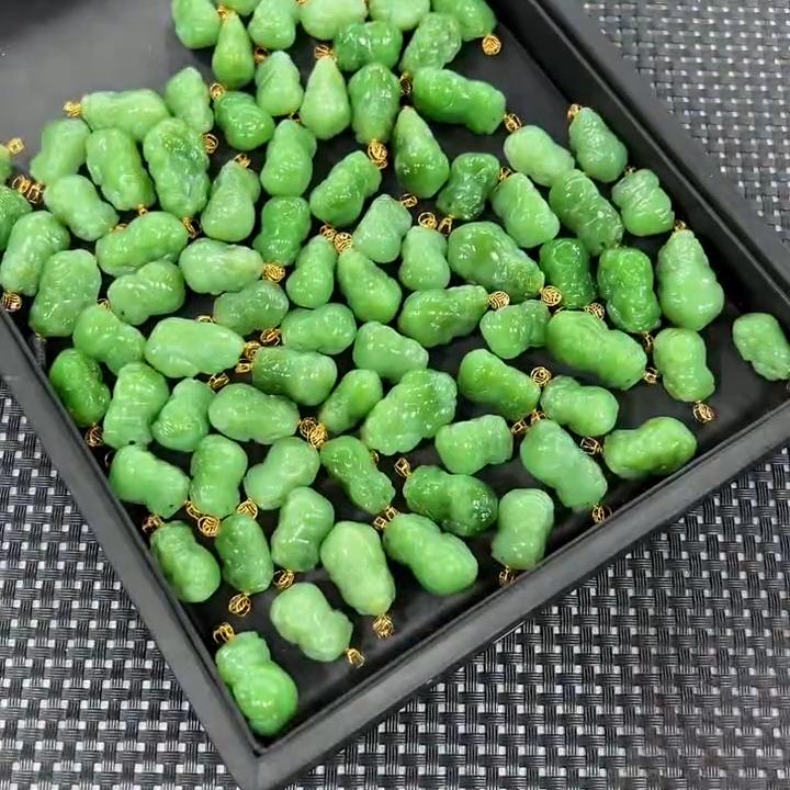 和田玉18K金貔貅挂件 （多样性发1件）2865