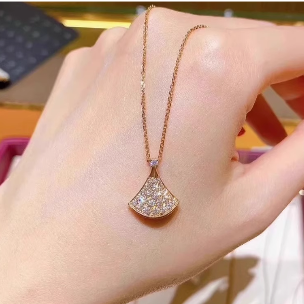 99新 BVLGARI/宝格丽 小花柳 满钻 扇子 项链 玫瑰金