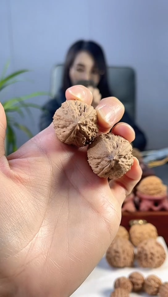 把件文玩核桃22号小麒麟手捻