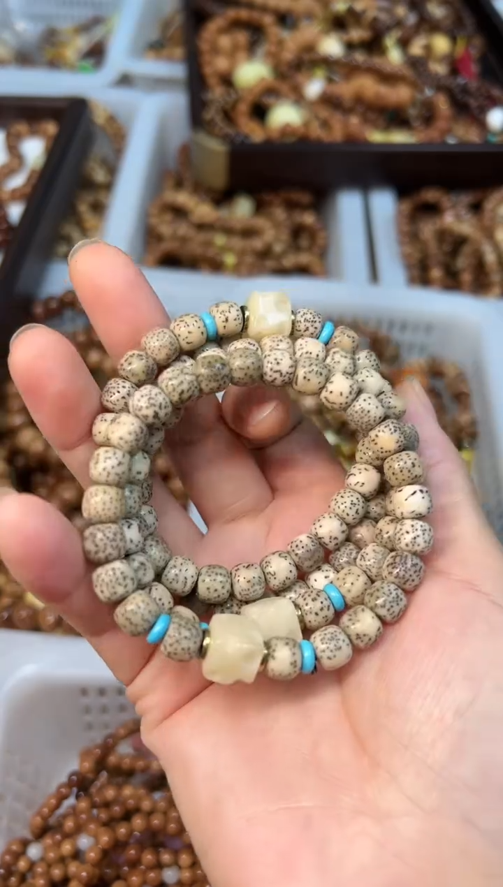 手串星月菩提卡8mm石玉料 设计款 单圈