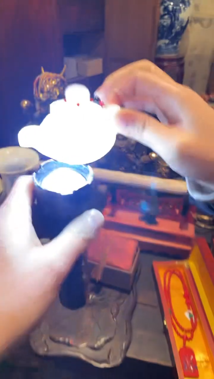 【闪购商品】和田玉挂件未镶嵌和把把壶