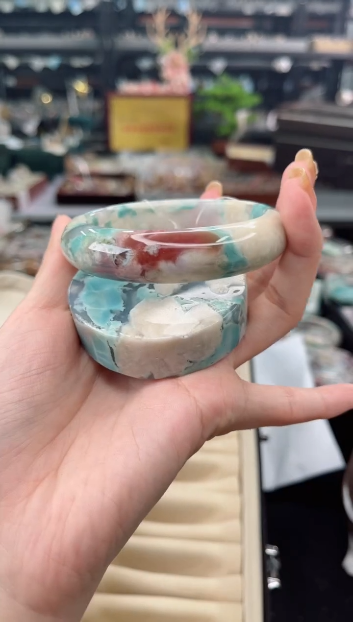 【闪购商品】石英质玉手镯未镶嵌60圈口（赠品镯心）3s994