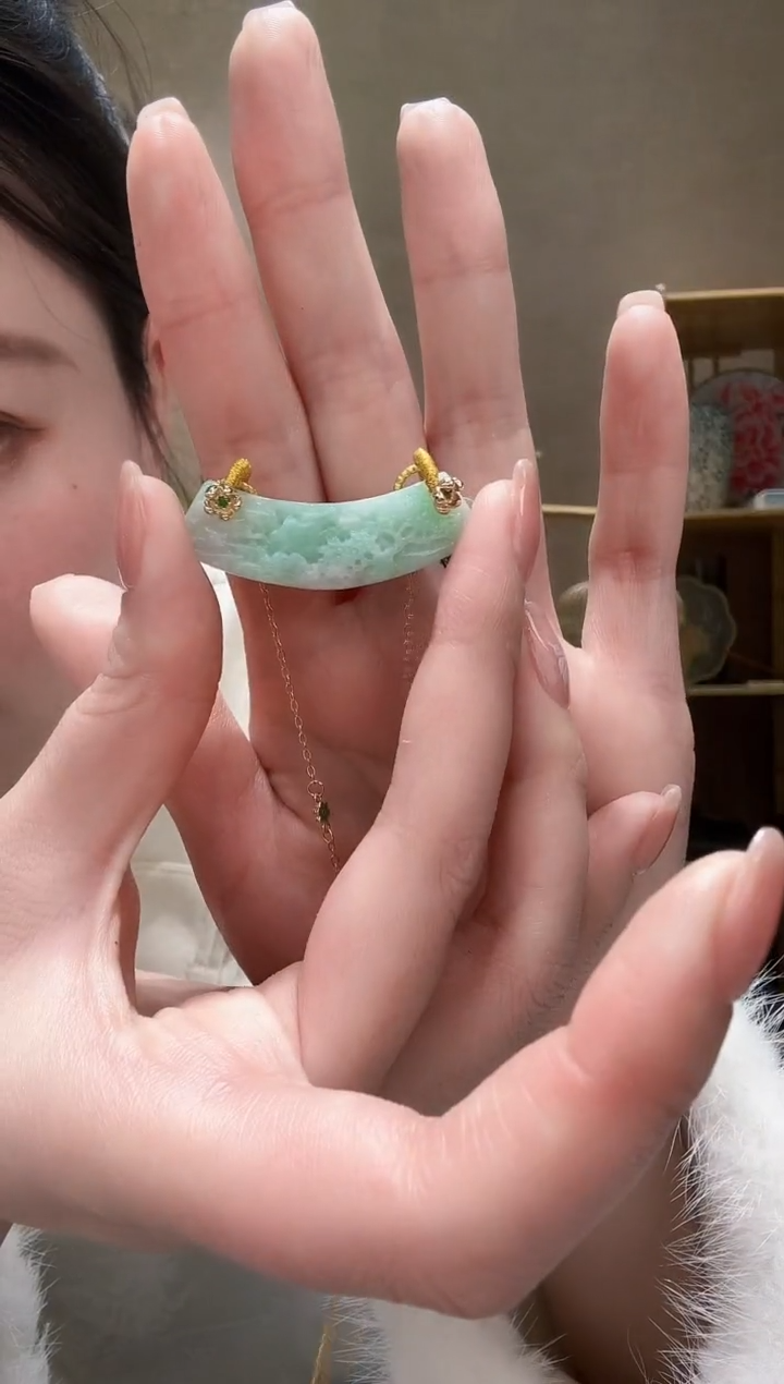 【闪购商品】翡翠颈饰未镶嵌吊坠