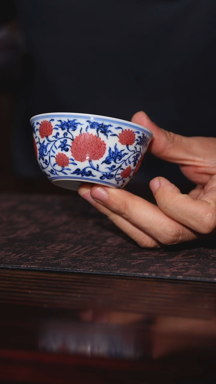 【闪购商品】摆件【瓷见如故】海韵堂青花釉里红菊花缸杯