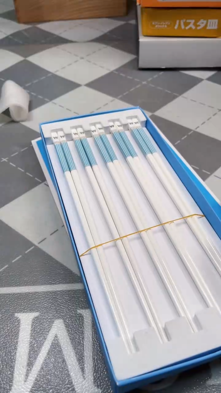 瓷片陶瓷如图所示周边