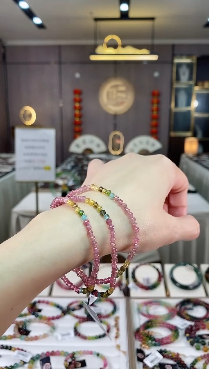 【闪购商品】碧玺三圈手串未镶嵌（多样性发一条）hon