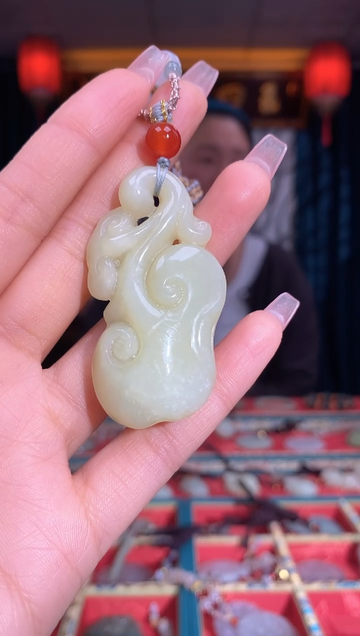 【闪购商品】和田玉颈饰未镶嵌如意