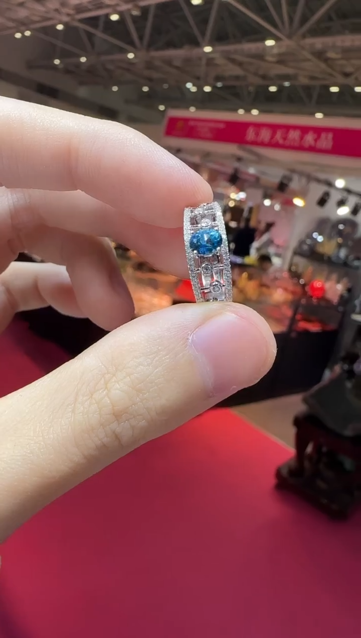 银S925镶嵌戒指托帕石3*6mm伦敦蓝