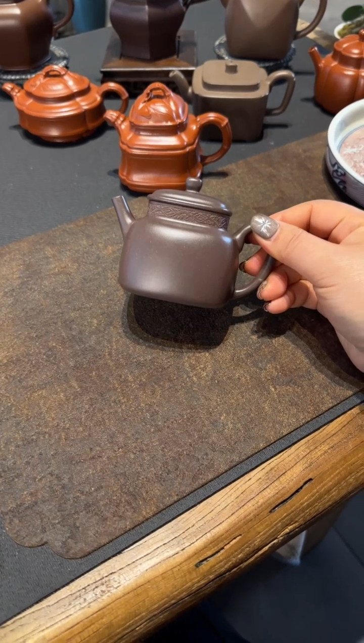 【闪购商品】紫砂茶壶四方言心