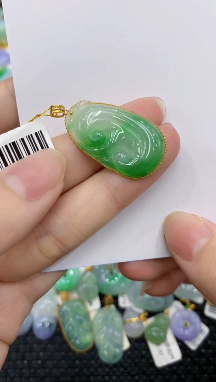 【闪购商品】翡翠颈饰18K金镶嵌8888888888