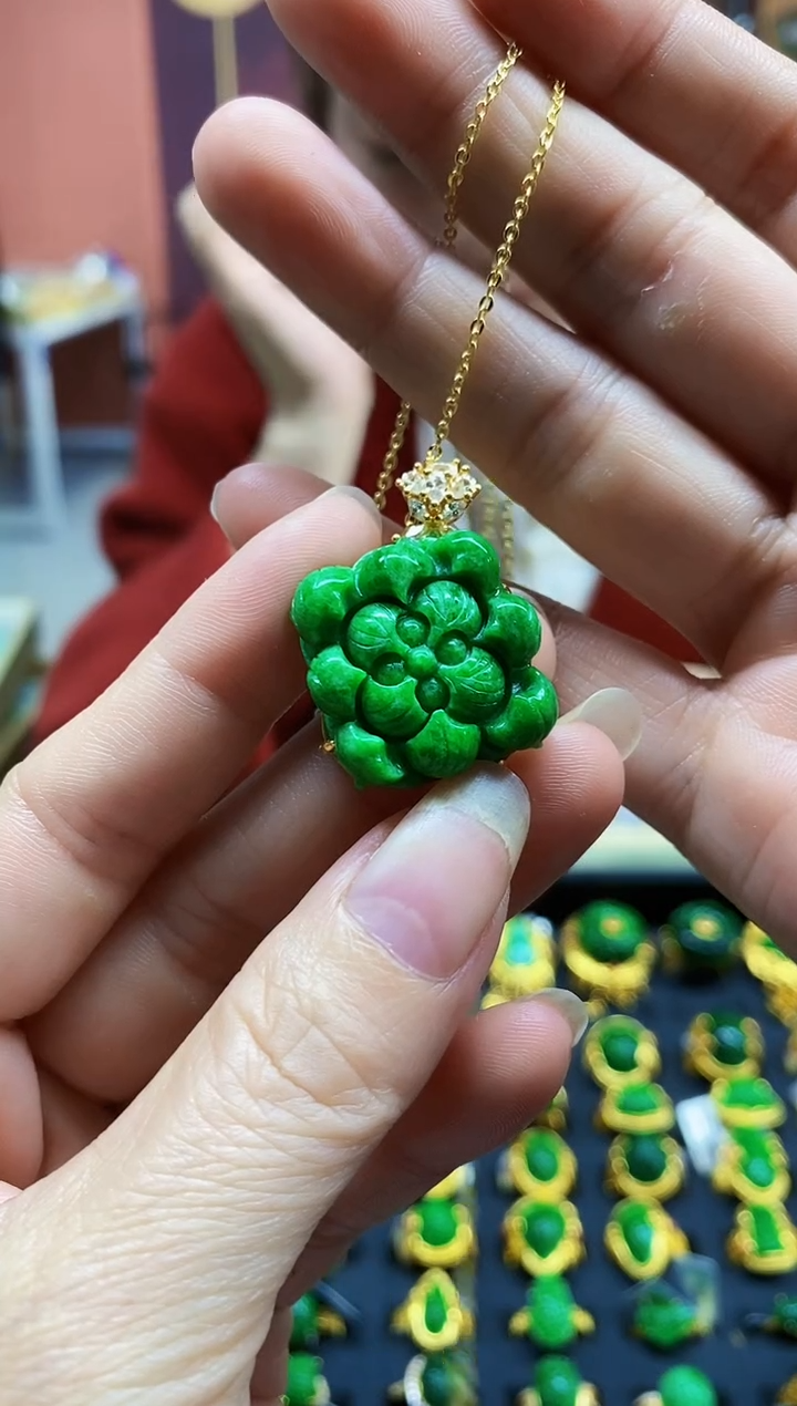 颈饰未镶嵌翡翠翡翠吊坠