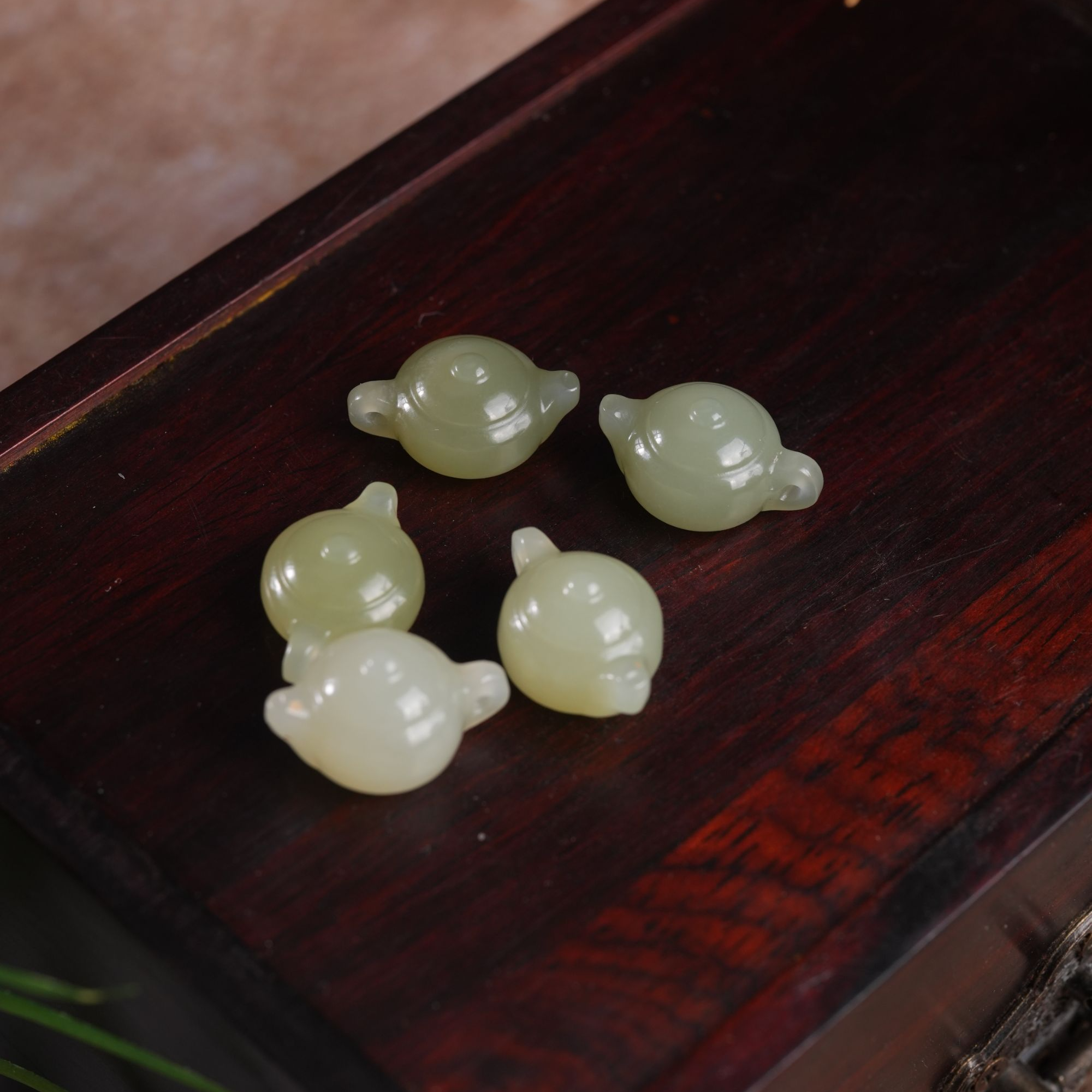 【鑫浩矿业】新疆和田玉-把把壶吊坠挂件一件多样性发货一件