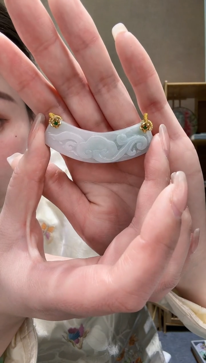 【闪购商品】翡翠颈饰未镶嵌吊坠