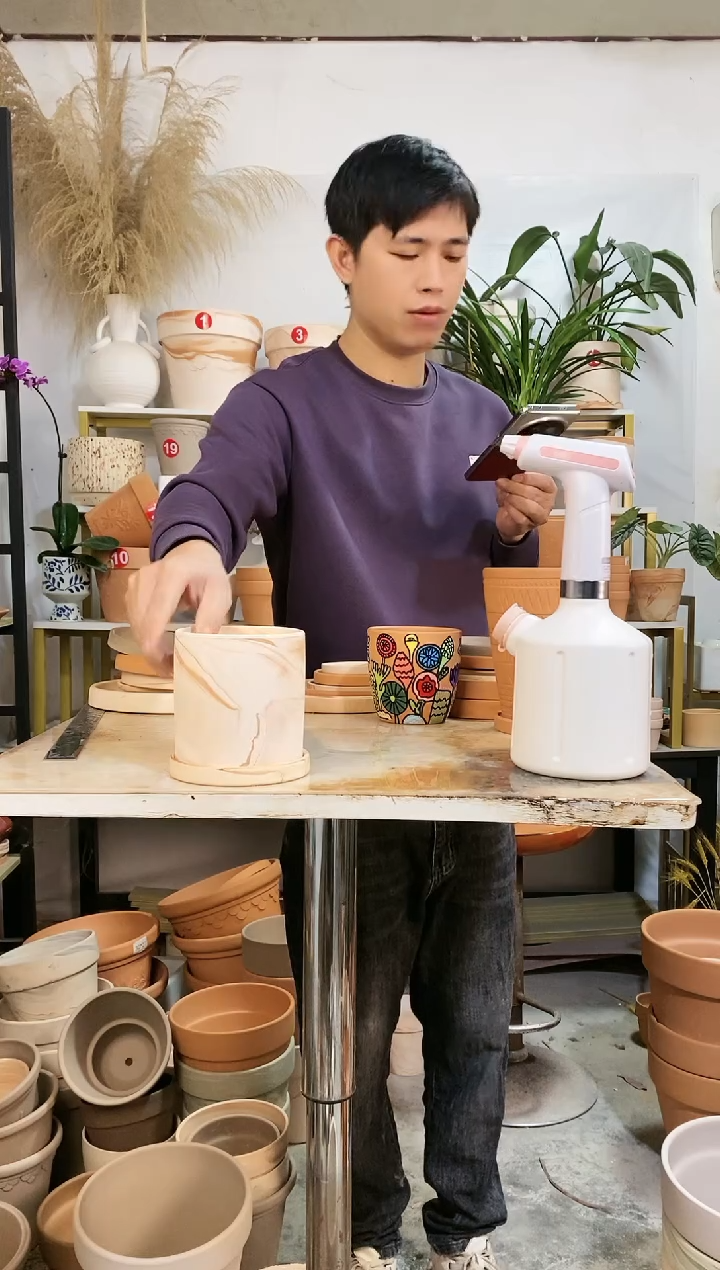 【闪购商品】红陶11*11玛奇朵直筒 1盆1托