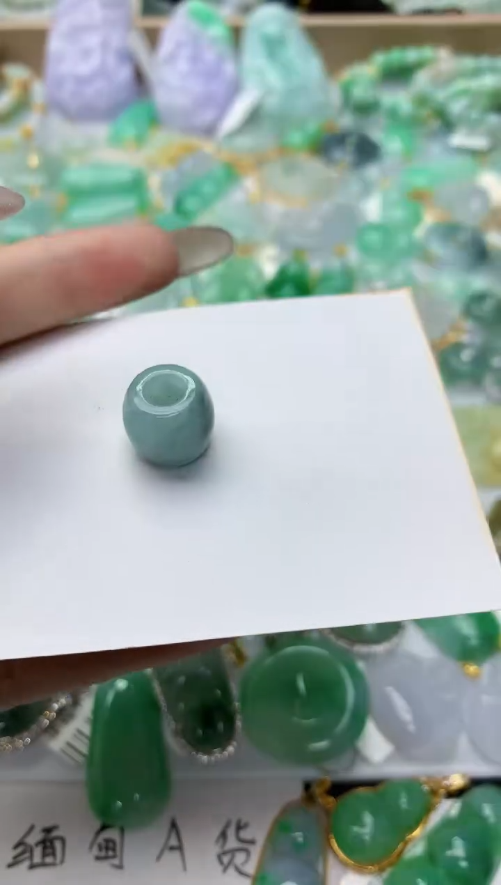 颈饰未镶嵌翡翠天然翡翠A货