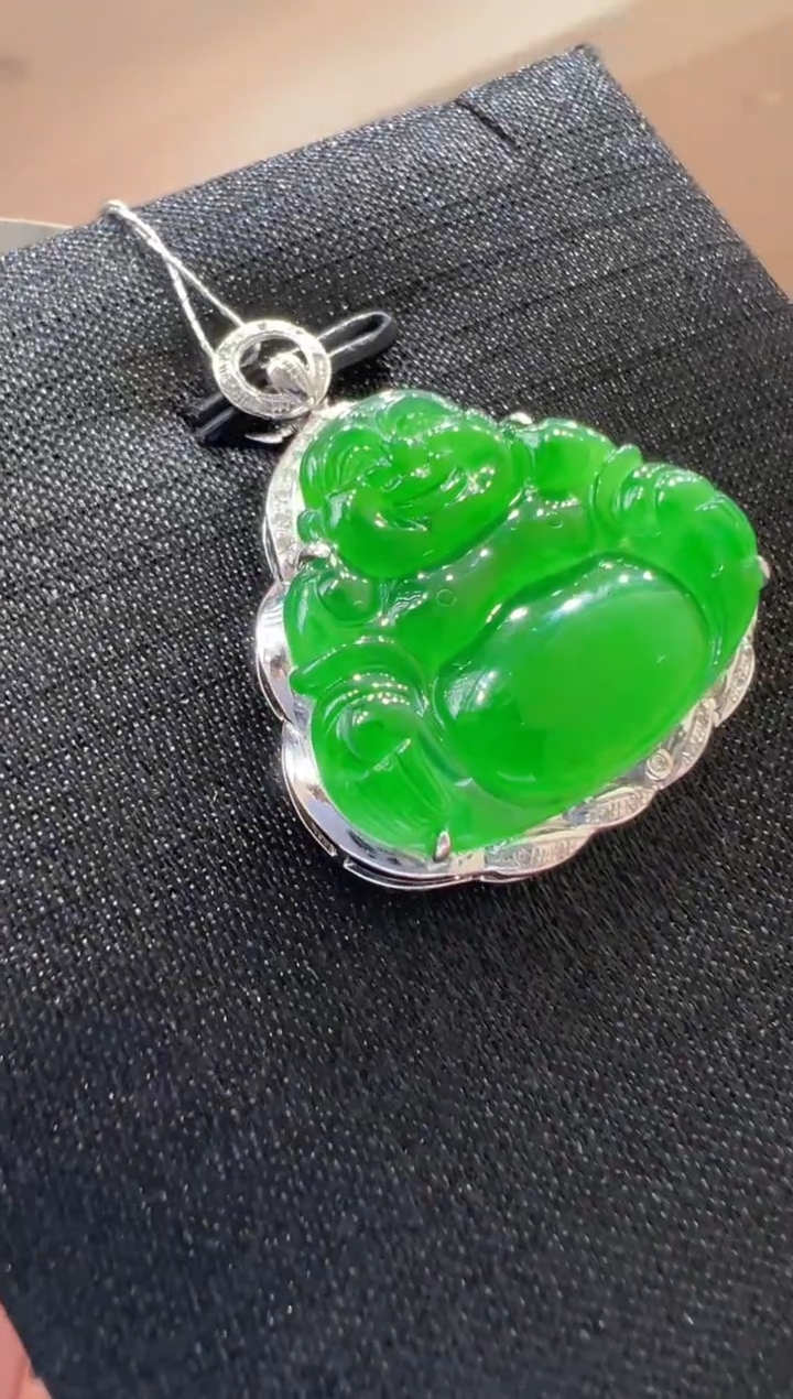 【闪购商品】翡翠吊坠(不含链)18K金镶嵌