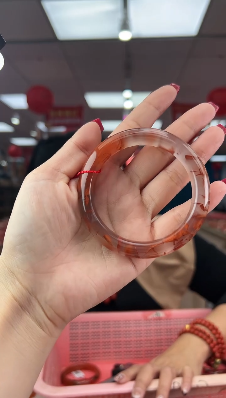 【闪购商品】南红玛瑙手镯未镶嵌多样发其一/