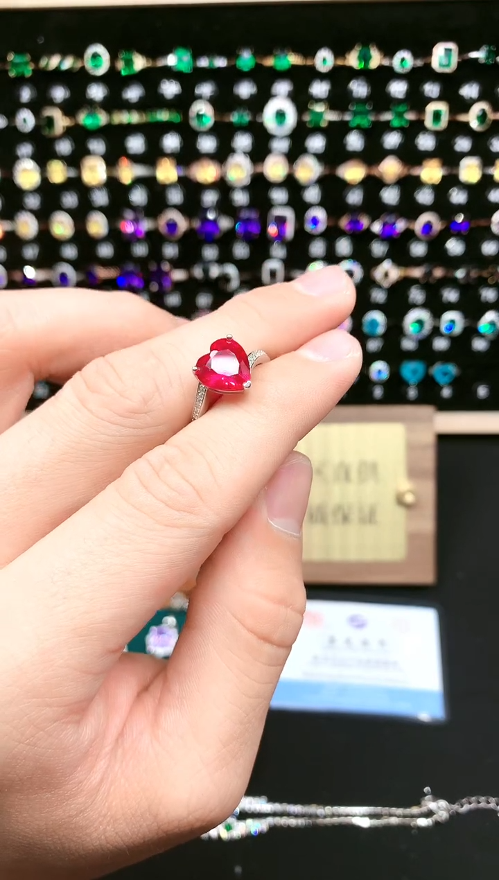 红宝石戒指银S925镶嵌......