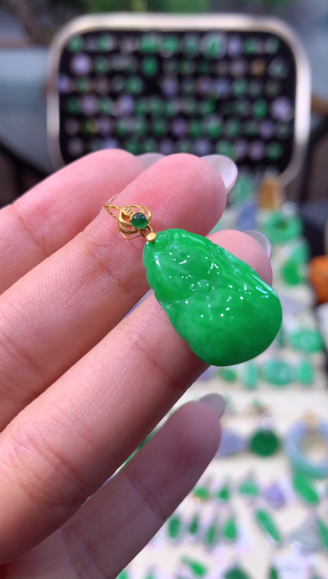 【闪购商品】翡翠颈饰18K金镶嵌缅甸天然A货翡翠