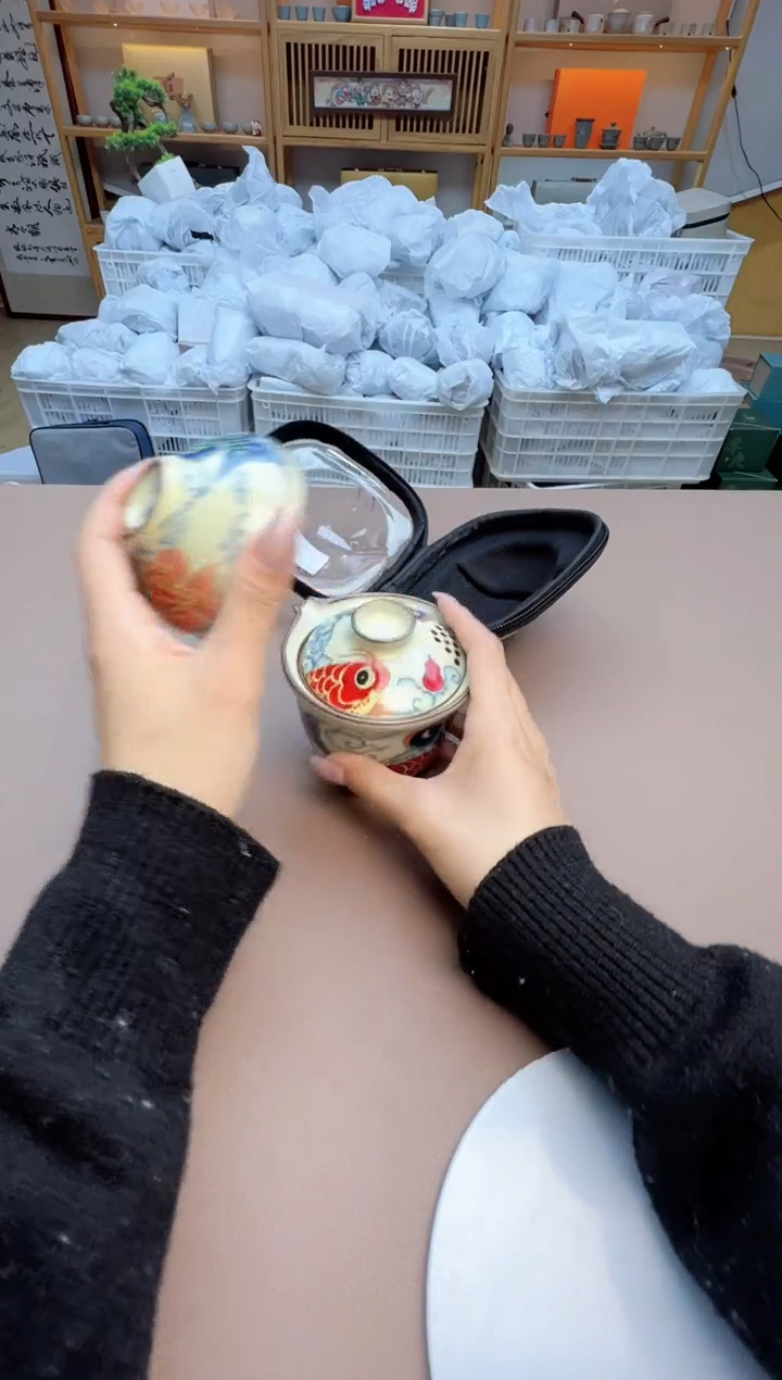 【闪购商品】摆件瓷制品S1111111111111