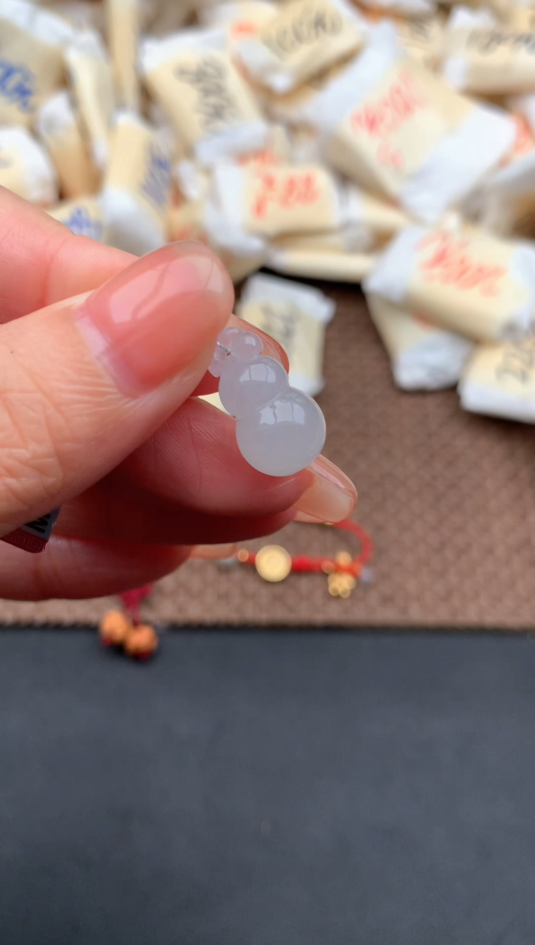 未镶嵌挂件翡翠—