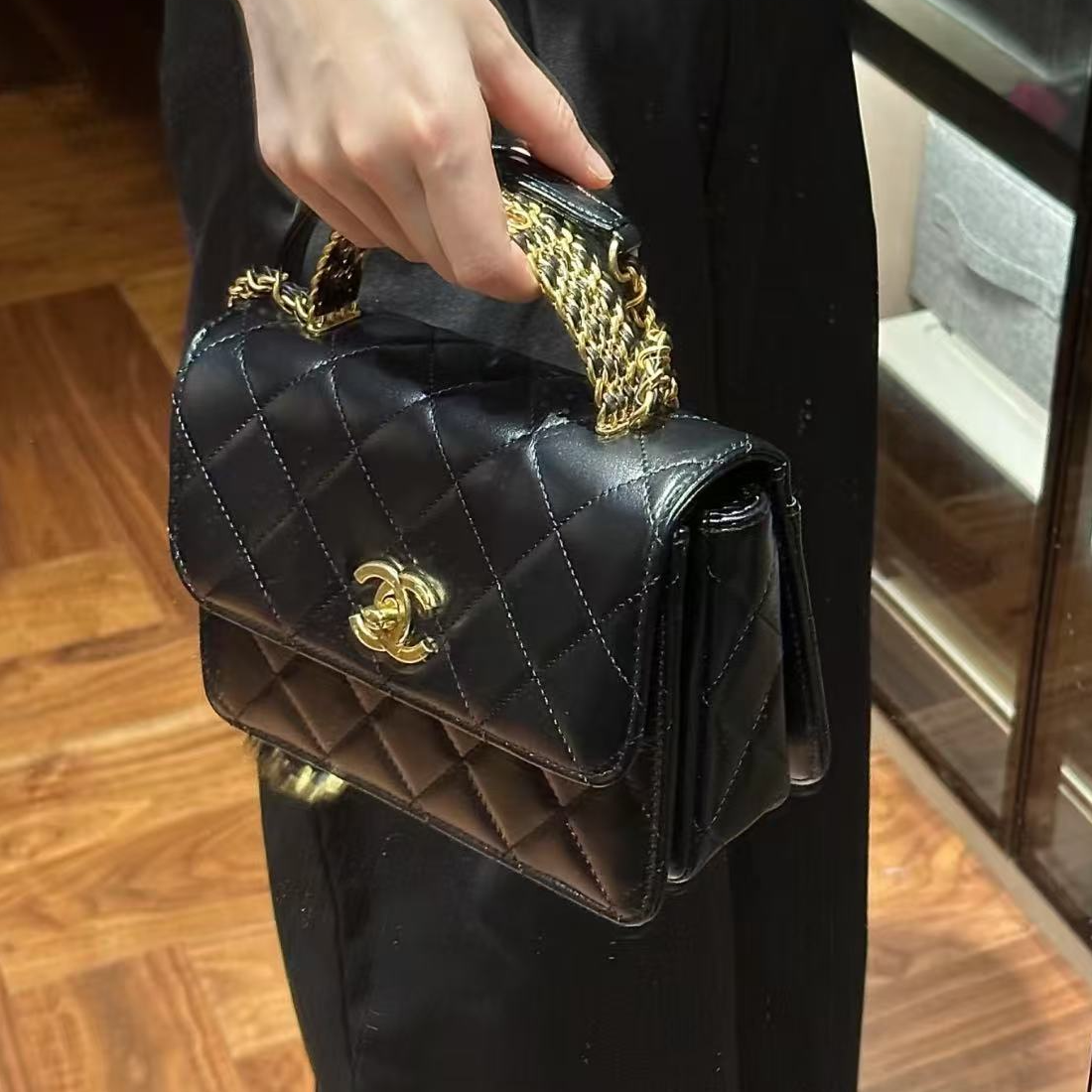 99新 Chanel/香奈儿 9073|香奈儿23p黑金手提斜挎包黑金牛