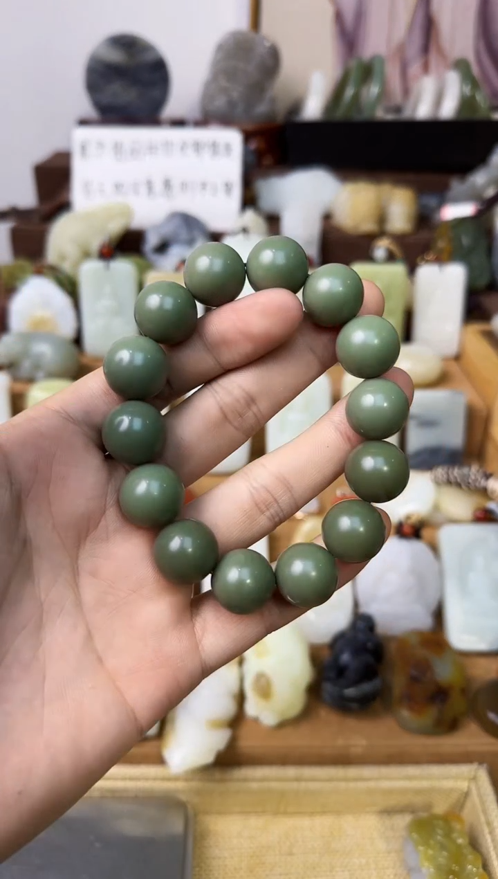 【闪购商品】和田玉颈饰未镶嵌手串