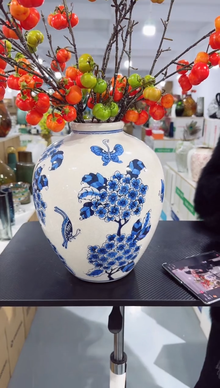 【闪购商品】无铅玻璃ZZ-冰裂蝴蝶纹青花瓷罐大号