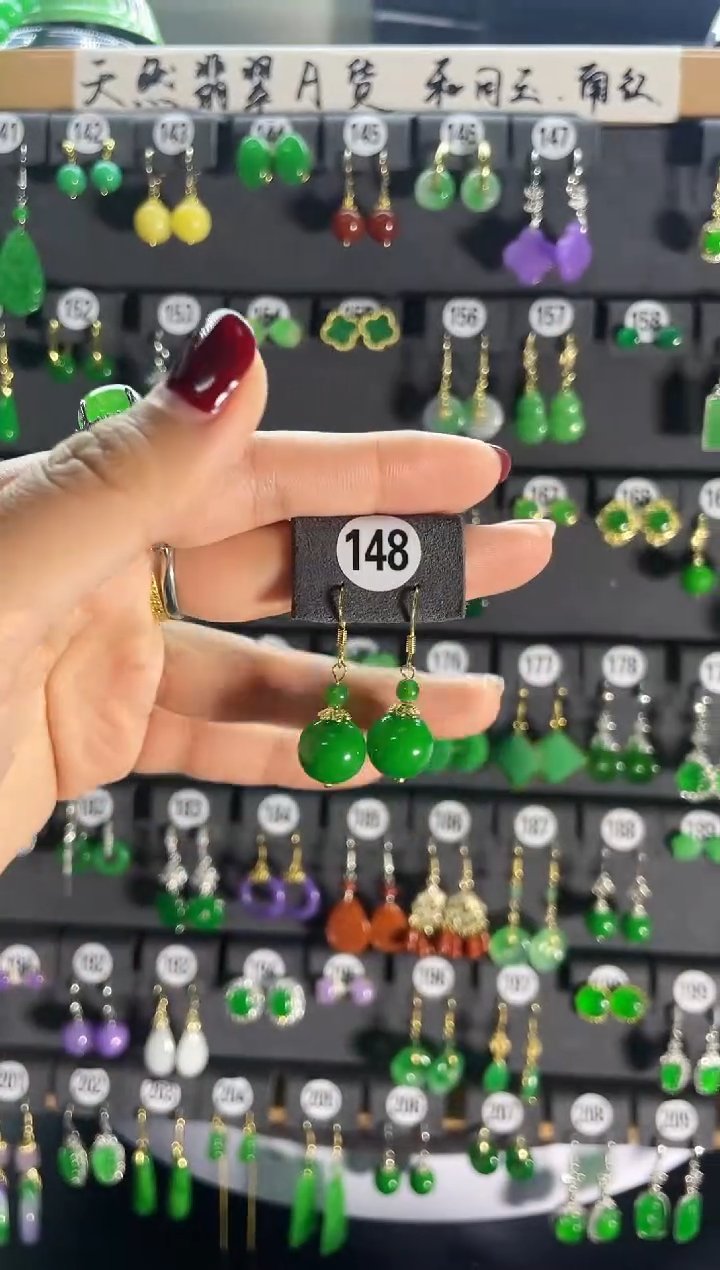 【闪购商品】翡翠耳饰银S925镶嵌148....