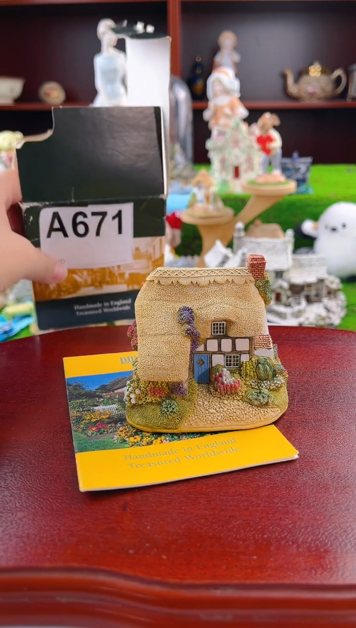 【闪购商品】紫砂茶宠中古小房子