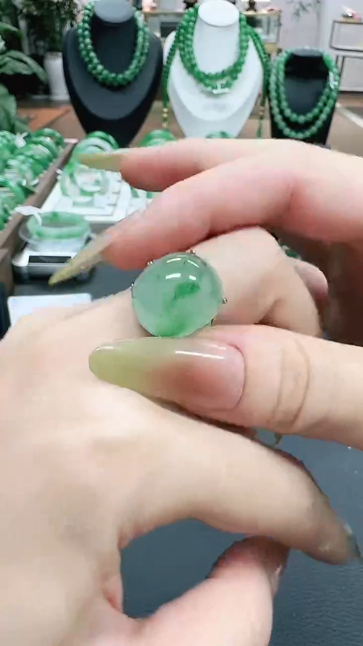 未镶嵌1石英质玉（非洲翠）/9312