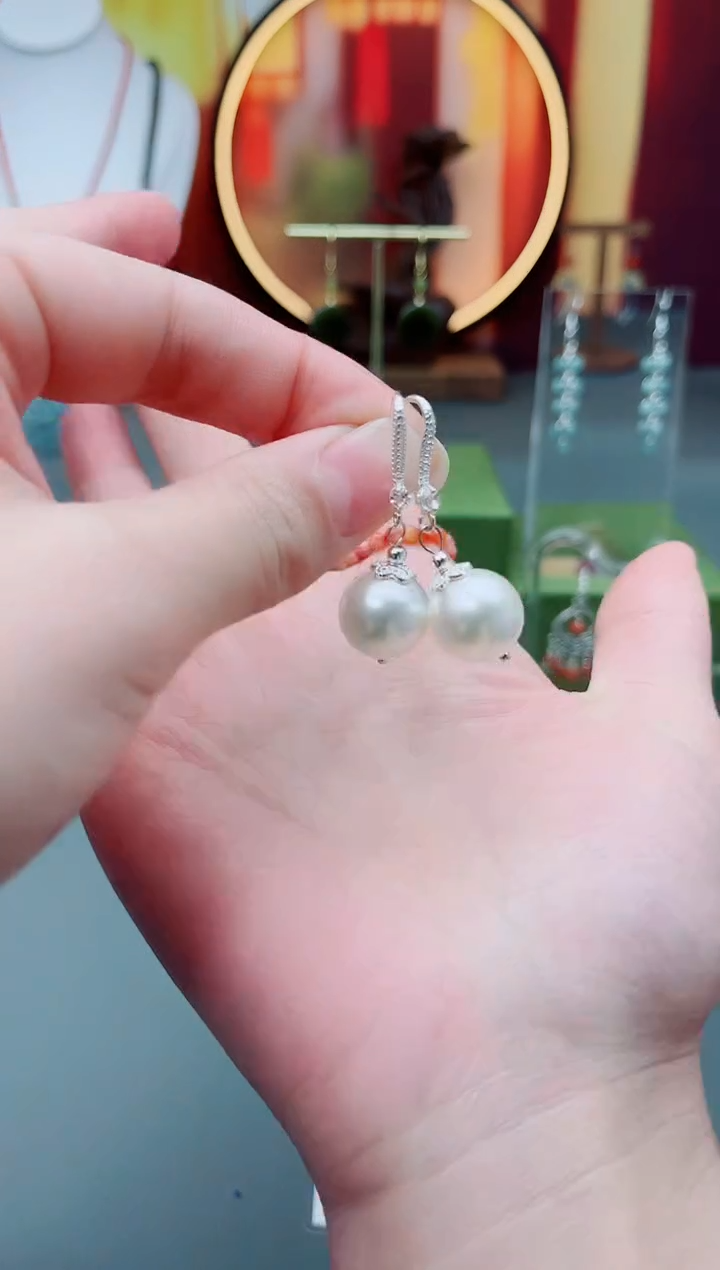 耳饰拼合珍珠（马贝珠）未镶嵌239000