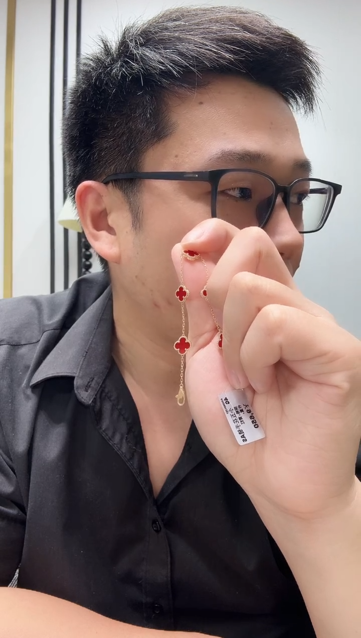 18K金镶嵌手链玛瑙/玉髓ᨳ****?红色k黄，小号五花手链