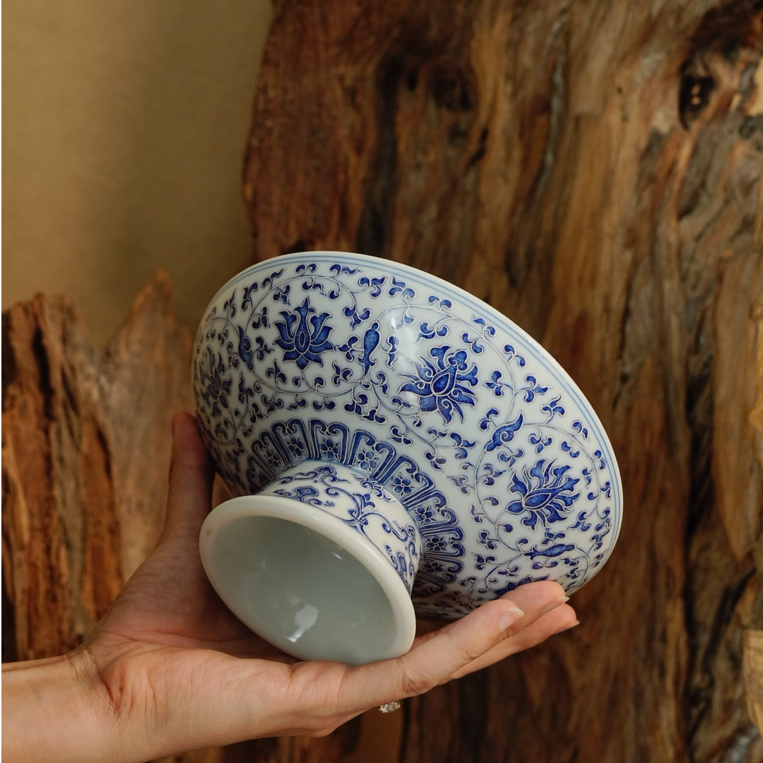 景德镇陶瓷描银釉下青花缠枝莲高足果盘杯