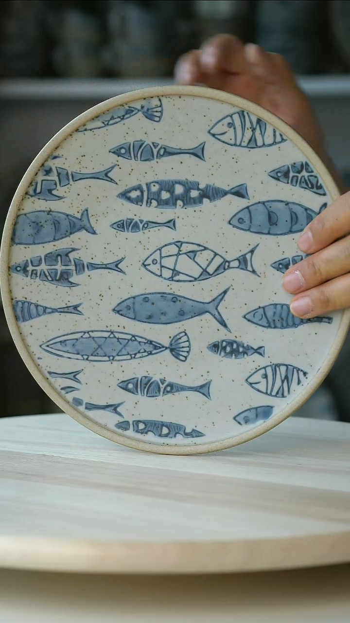 陶瓷粗陶鱼群赶海早餐盘21@4-2@