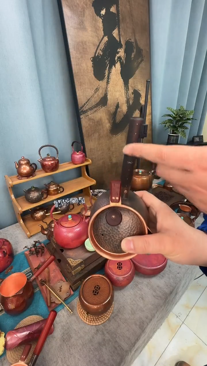 纯紫铜做旧色撑杆木侧把壶450毫升银杏叶装饰