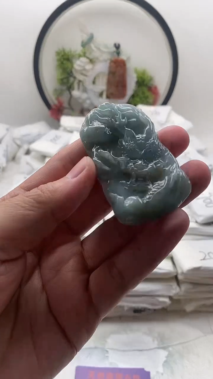 颈饰未镶嵌翡翠龙牌【福利款】