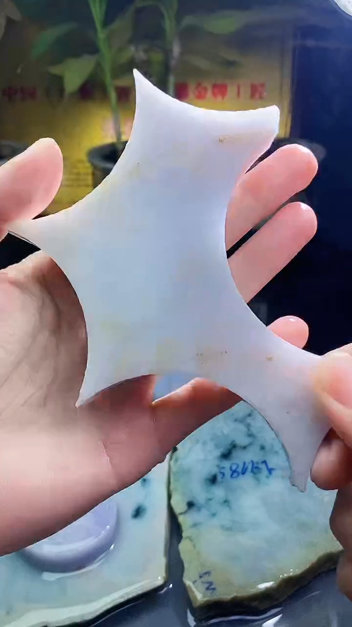 未镶嵌挂件翡翠小雨127