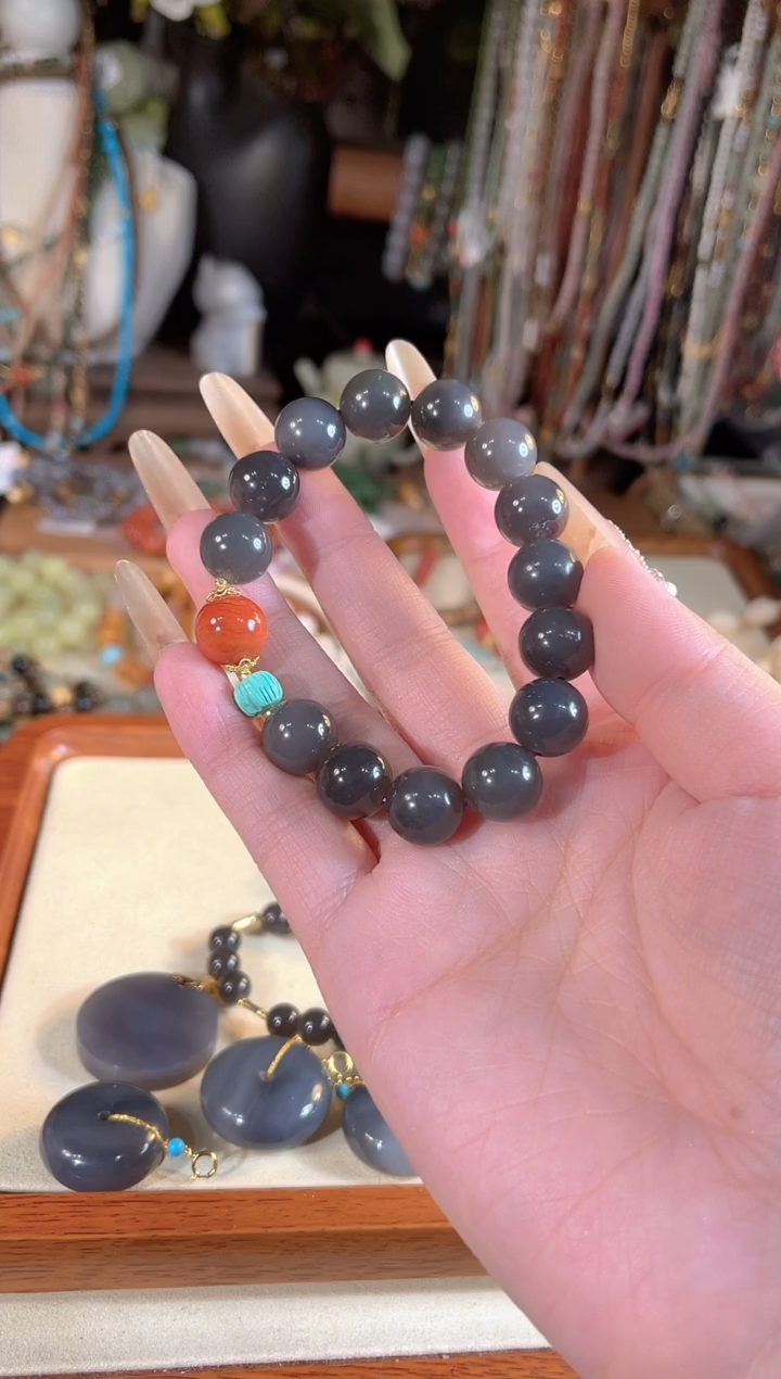 【闪购商品】和田玉手链18K金镶嵌多样性发货其一