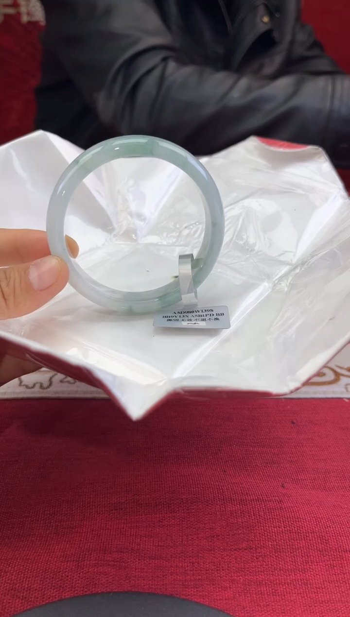 【闪购商品】翡翠手镯未镶嵌翡翠手镯